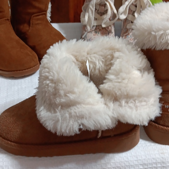 WEE STEP Sherpa faux suede Ankle Boots, sz. 9 youth girls - Picture 8 of 11